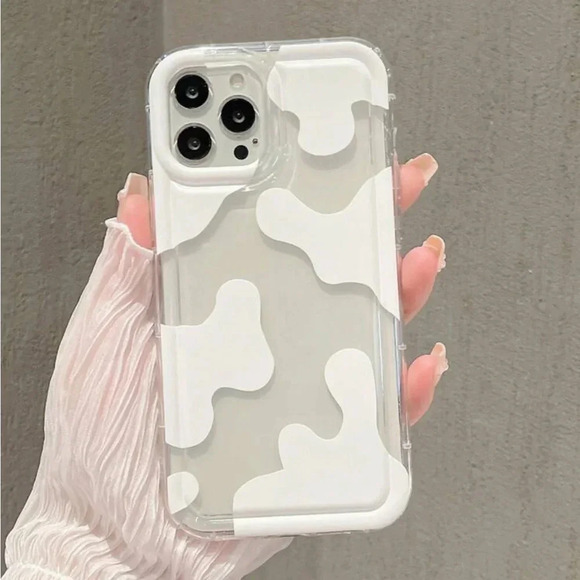 ⚠️Clearance iPhone 15/Pro/Pro Max White Cow Print Phone Case - Picture 4 of 5